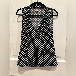 Banana Republic sleeveless top. Black and white polka dot.